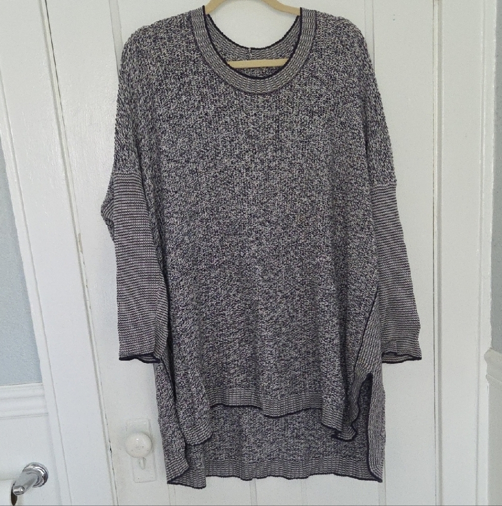 CAbi Navy Blue and White Knit Cardigan